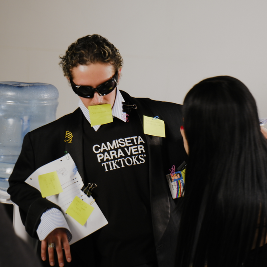 CAMISETA PARA VER TIK TOKS